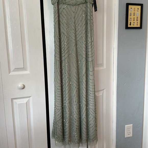 Adrianna Papell ART DECO BEADED BLOUSON GOWN - Picture 3 of 7